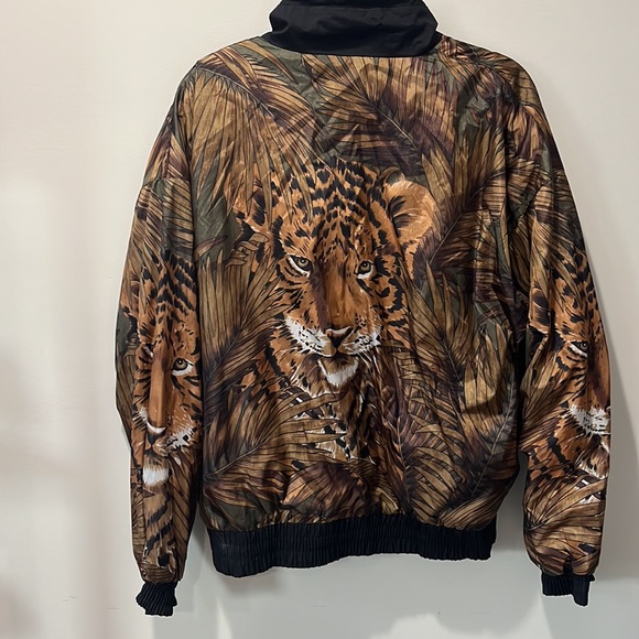 London Fog vintage windbreaker with tiger - Picture 3 of 4